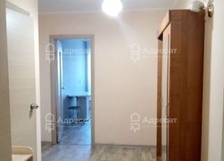 Продам 1-комнатную квартиру, 39 м2, Волгоград, улица Балакирева, 2