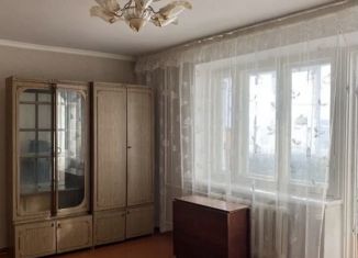 Сдается в аренду двухкомнатная квартира, 50 м2, Ставропольский край, Промышленная улица, 161