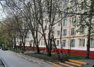 3-комнатная квартира на продажу, 64.2 м2, Москва, Беловежская улица, 21, метро Кунцевская