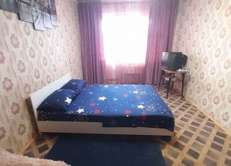 Сдам 1-комнатную квартиру, 40 м2, Челябинская область, улица Доватора, 10