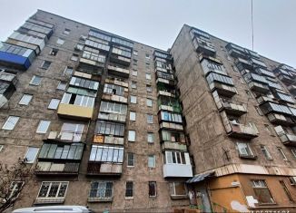 Продаю однокомнатную квартиру, 30.3 м2, Магнитогорск, улица Бориса Ручьёва, 3А