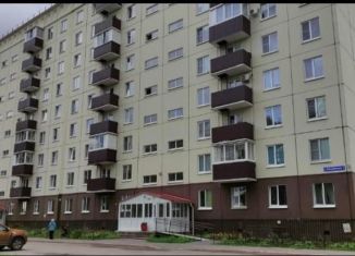 Продается двухкомнатная квартира, 33 м2, Новокузнецк, Горьковская улица, 1
