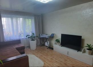 Продается трехкомнатная квартира, 59.8 м2, Псковская область, проспект Гагарина, 7к2