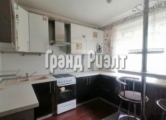 Двухкомнатная квартира на продажу, 50.8 м2, Невинномысск, улица Калинина, 173