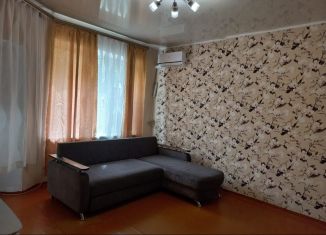 4-комнатная квартира на продажу, 70 м2, Краснодарский край, улица Тихоступа, 4