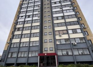 Сдается в аренду двухкомнатная квартира, 64.3 м2, Челябинск, улица Косарева, 79, Калининский район