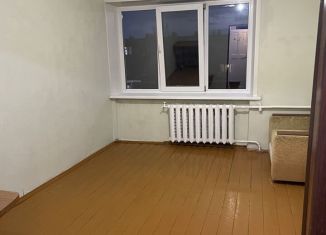 Сдается в аренду однокомнатная квартира, 19 м2, Саратовская область, улица Комарова, 134А