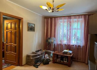 Продажа 3-комнатной квартиры, 64 м2, Балашов, улица Карла Маркса, 45