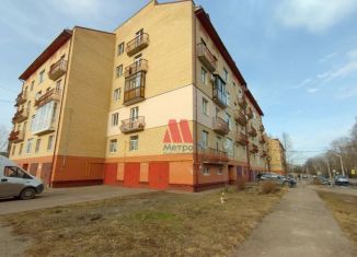 Продается 3-комнатная квартира, 97 м2, Ярославль, 1-я Приречная улица, 20, Дзержинский район