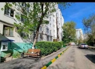 Продам 2-комнатную квартиру, 53.8 м2, Астраханская область, улица Куликова, 42к1