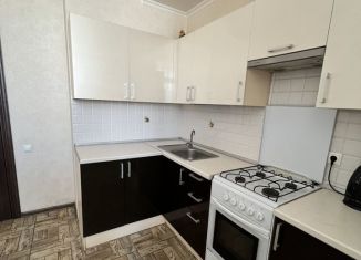 Продажа двухкомнатной квартиры, 58 м2, Ставрополь, улица Рогожникова, 13