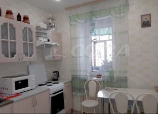 Продаю 4-комнатную квартиру, 83.6 м2, Тюменская область, улица Демьяна Бедного, 83