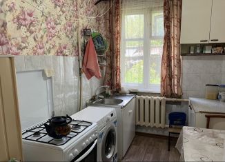 Продается 3-ком. квартира, 59.5 м2, Щёкино, Поселковая улица, 10