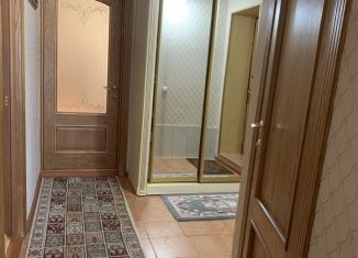 Сдам в аренду 2-комнатную квартиру, 60 м2, Дагестан, проспект Имама Шамиля