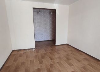 Сдается двухкомнатная квартира, 50 м2, Салават, улица Богдана Хмельницкого, 36