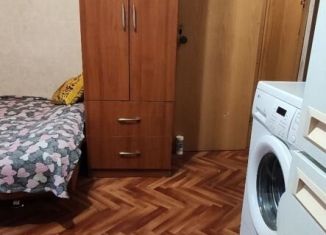 Сдаю в аренду комнату, 12 м2, Челябинск, Кыштымская улица, 10, Курчатовский район