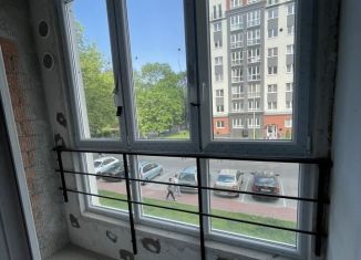 Продается 2-ком. квартира, 59.8 м2, Калининград