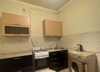 2-комнатная квартира в аренду, 60 м2, Саратовская область, проспект Строителей, 10