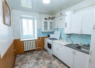 Продается 3-комнатная квартира, 61 м2, Свердловская область, улица 8 Марта, 90