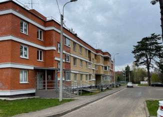 Продажа 3-ком. квартиры, 58 м2, Боровск, улица Некрасова, 15А