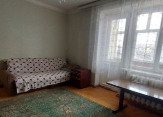 Продам 2-комнатную квартиру, 44 м2, Нальчик, проспект Шогенцукова, 39, район Центр