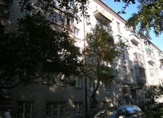 Сдается 2-комнатная квартира, 42 м2, Екатеринбург, Солнечная улица, 33, метро Динамо