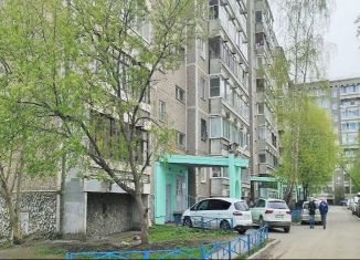 Продажа трехкомнатной квартиры, 64 м2, Свердловская область, улица Амундсена, 61
