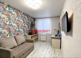 Продам 3-комнатную квартиру, 57.4 м2, Новосибирск, улица Петухова, 138, метро Площадь Маркса