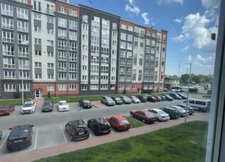 Продажа 2-комнатной квартиры, 52.7 м2, Калининград