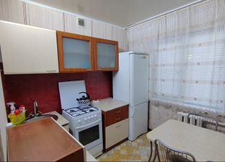 Продаю однокомнатную квартиру, 31 м2, Астрахань, Ленинский район, улица Яблочкова, 40