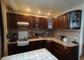 Двухкомнатная квартира на продажу, 73.1 м2, Новгородская область, улица Державина, 13