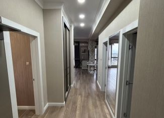 Продается 3-комнатная квартира, 85.2 м2, Сочи, улица Макаренко, 34/18, микрорайон Заречный