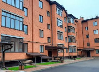 Продается двухкомнатная квартира, 70.1 м2, хутор Новая Пролетарка, Озёрная улица, 2Е, ЖК Абрикос