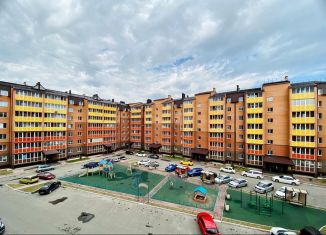 Продажа 2-ком. квартиры, 57.5 м2, Абакан, улица Генерала Тихонова, 6