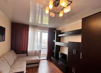 Продам 2-ком. квартиру, 45 м2, Ефремов, улица Горького, 32