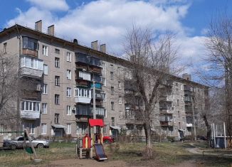 Продам 1-комнатную квартиру, 32 м2, Магнитогорск, Октябрьская улица, 22/1