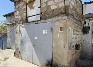 Продам гараж, 30 м2, Симферополь, Николаевская улица, 15