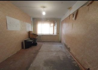 Продаю помещение свободного назначения, 18 м2, Волгоград, улица Политрука Тимофеева, 4