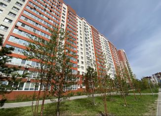 3-комнатная квартира на продажу, 57.4 м2, Барнаул, улица 65 лет Победы, 10, ЖК Крылья-2