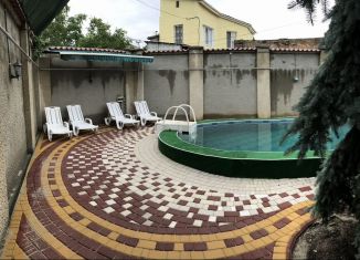 Сдаю коттедж, 240 м2, Крым, Русская улица, 51