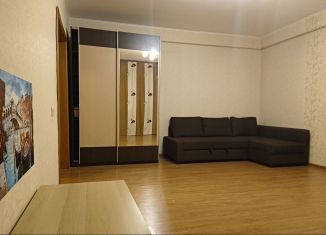 Сдаю 1-ком. квартиру, 43 м2, Новосибирск, Военная улица, 9/2, ЖК Военная Горка