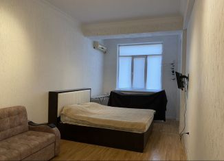 Сдаю 1-комнатную квартиру, 45 м2, Избербаш, улица имени Р. Зорге, 31А