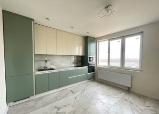 Трехкомнатная квартира на продажу, 71.9 м2, Нижний Новгород, улица Родионова, 202/2, метро Горьковская