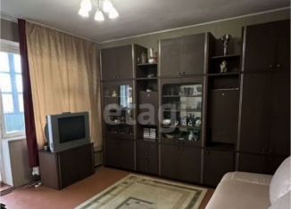 Продам 1-ком. квартиру, 30 м2, Калининград, Заводская улица, 27
