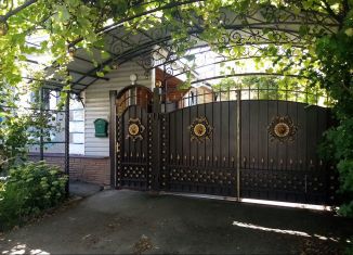 Продается дом, 177 м2, поселок городского типа Анна