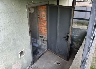 Продаю гараж, 10 м2, Калининград, Кутаисский переулок, 3