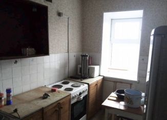 Продам двухкомнатную квартиру, 60 м2, Стрежевой, 3-й микрорайон, 304