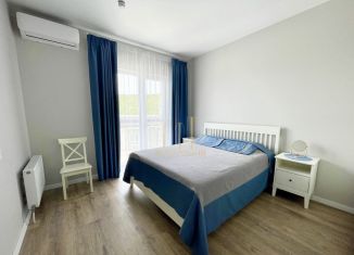 Продаю двухкомнатную квартиру, 70.6 м2, село Варваровка, улица Калинина, 150к7