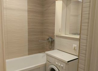 Продажа однокомнатной квартиры, 30.2 м2, Асбест, улица Ладыженского, 8