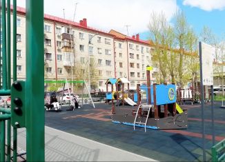 Продажа двухкомнатной квартиры, 44.1 м2, Тюмень, улица Мельникайте, 95, Ленинский округ